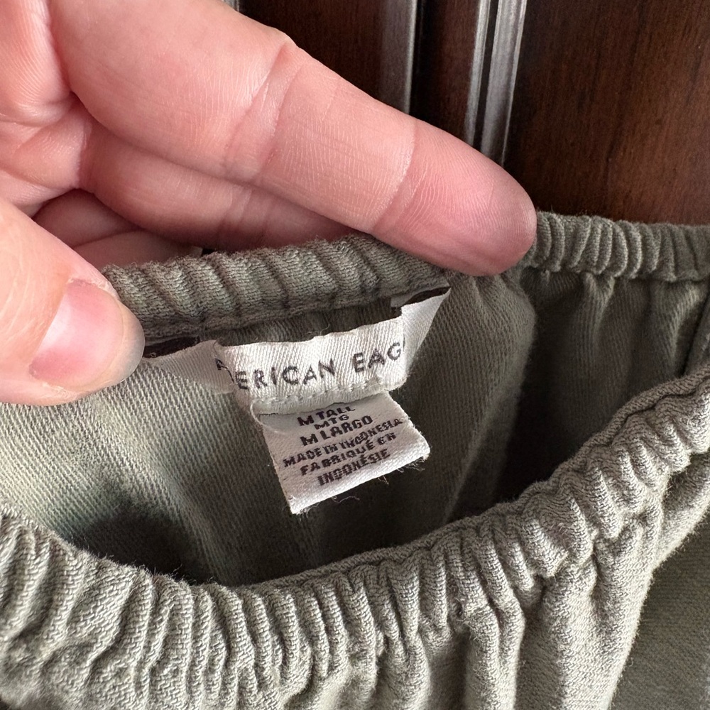 American Eagle Smocked Cinched-Waist Green Jumpsuit size Medium Tall - Picture 5 of 9